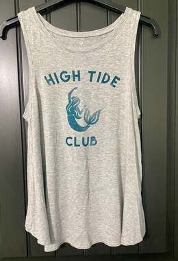 American Eagle Soft & Sexy High Tide Club Mermaid Open Back Graphic Tank Top